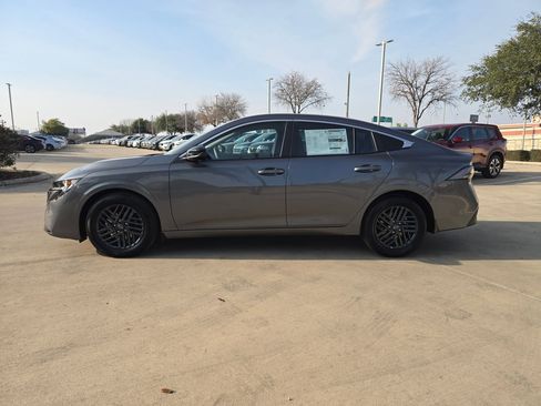 New 2026 Nissan Sentra SV w/ Floor Mat Package FWD image 6