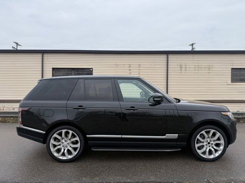Used 2016 Land Rover Range Rover HSE image 2
