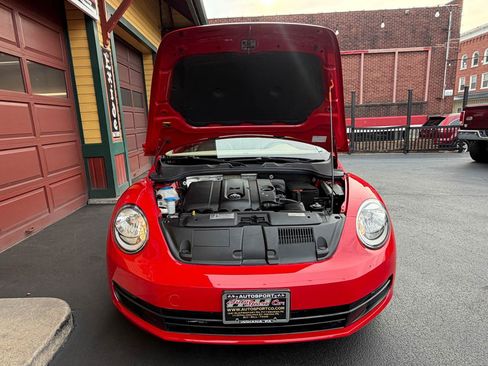 Used 2014 Volkswagen Beetle 2.5 FWD image 25