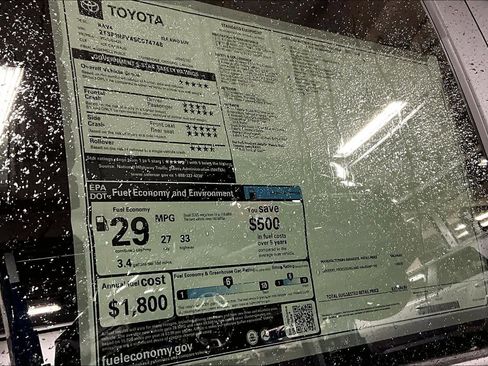 New 2025 Toyota RAV4 XLE image 19