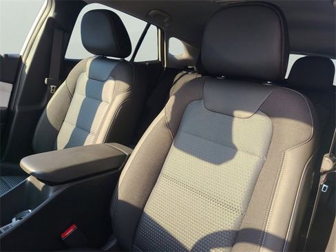 New 2026 Chevrolet Trax LT image 23