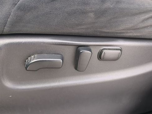 Used 2018 Nissan Armada SV w/ Driver Package image 16