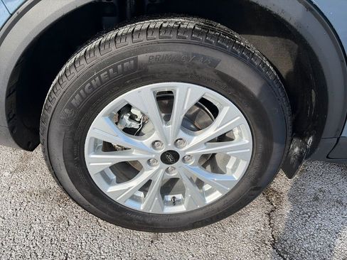 Used 2025 Ford Escape Active w/ Tech Pack #1 image 12