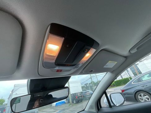 Used 2025 Kia Sportage EX image 20