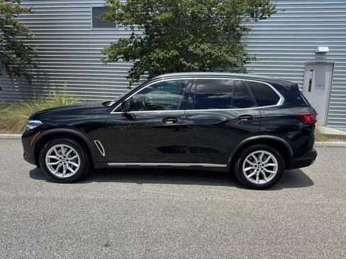 Used 2019 BMW X5 xDrive40i w/ Convenience Package AWD/4WD image 2