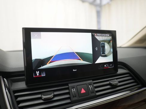 New 2025 Audi Q5 2.0T Premium Plus image 21