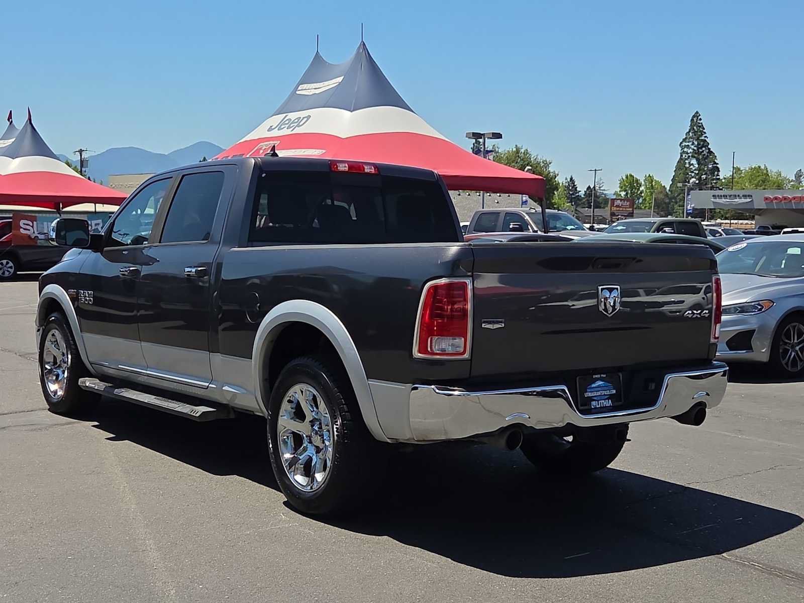 Used 2014 RAM 1500 Laramie AWD/4WD image 12