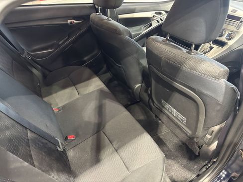 Used 2010 Pontiac Vibe AWD w/ Sun And Sound Package image 68