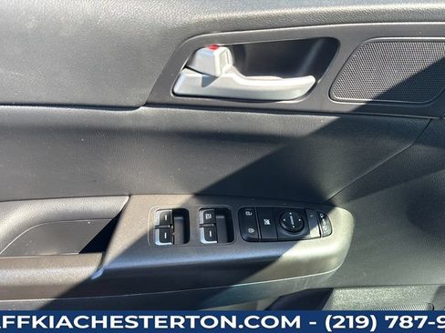 Used 2021 Kia Sportage S FWD image 41