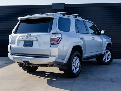 Used 2018 Toyota 4Runner SR5 image 7