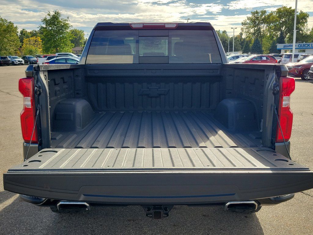 Used 2021 Chevrolet Silverado 1500 LT Trail Boss w/ Convenience Package II AWD/4WD image 35