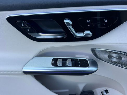 New 2026 Mercedes-Benz GLC 300 image 14