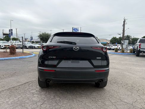 Used 2021 MAZDA CX-30 FWD 2.5 S w/ Select Package image 4