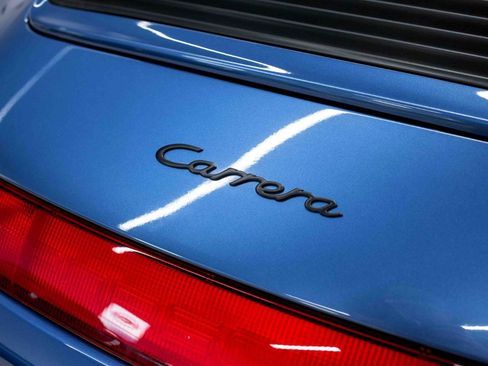 Used 1997 Porsche 911 Carrera RWD image 23