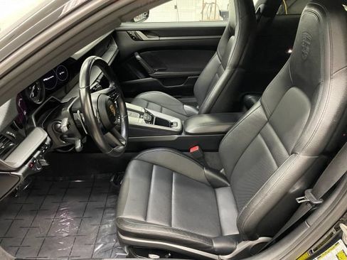 Used 2021 Porsche 911 Carrera w/ Premium Package RWD image 26