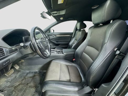 Used 2018 Honda Accord Sport image 22