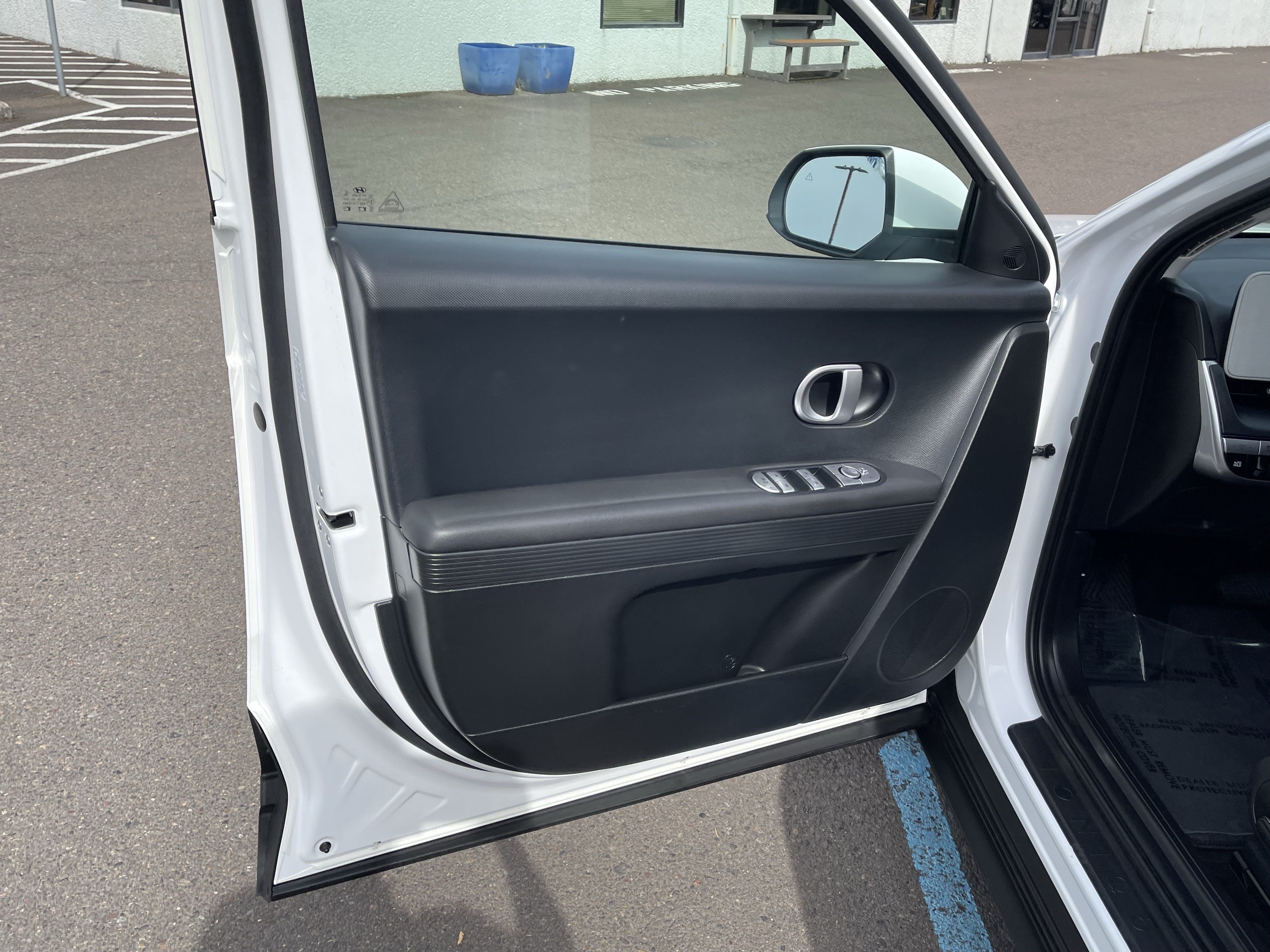 Certified 2024 Hyundai Ioniq 5 SEL RWD image 16