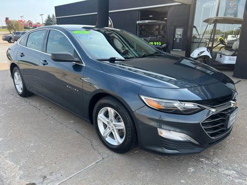 Used 2020 Chevrolet Malibu LS image 11