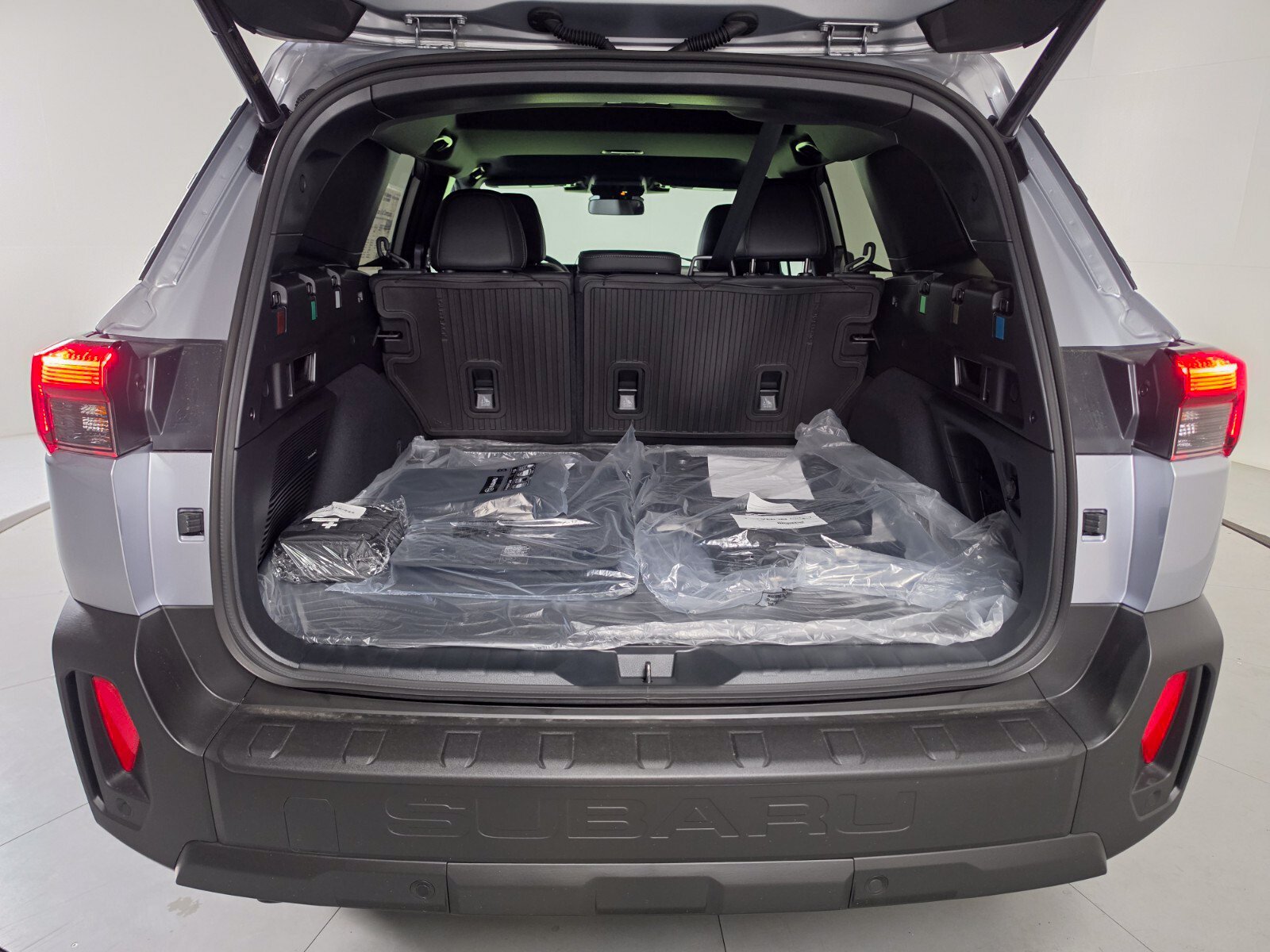 New 2026 Subaru Outback Limited AWD/4WD image 16