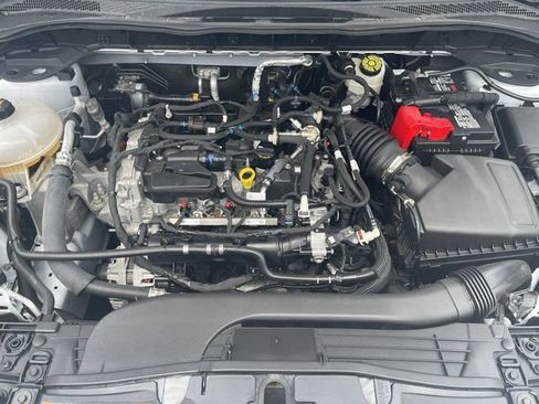 Used 2022 Ford Escape S AWD/4WD image 12