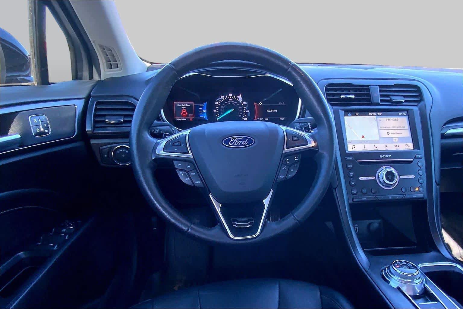 Used 2018 Ford Fusion Titanium AWD/4WD image 6