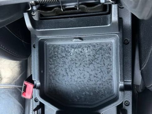 Used 2018 Jeep Wrangler Unlimited Sahara AWD/4WD image 28