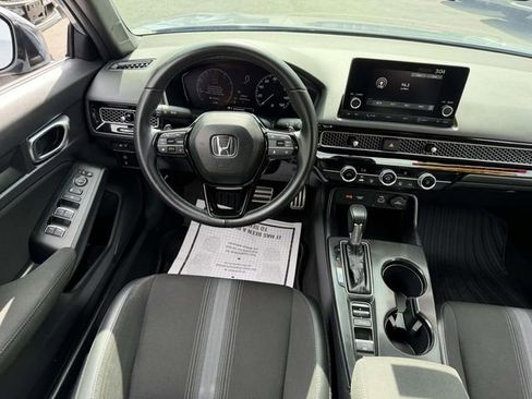 Used 2023 Honda Civic Sport image 11