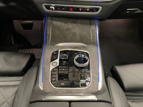 New 2026 BMW X7 xDrive40i image 11