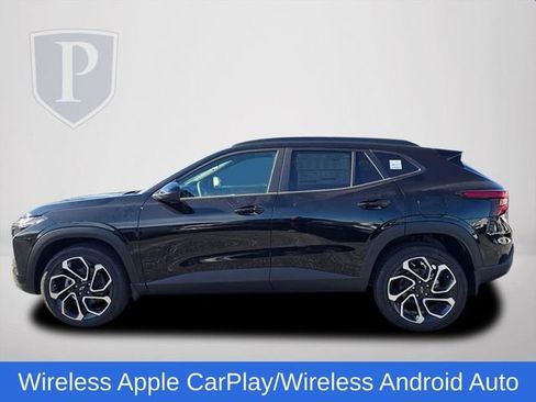 New 2026 Chevrolet Trax RS w/ Sunroof Package image 10