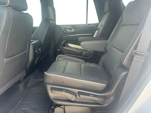 Used 2024 Chevrolet Tahoe Premier w/ Premium Package AWD/4WD image 16