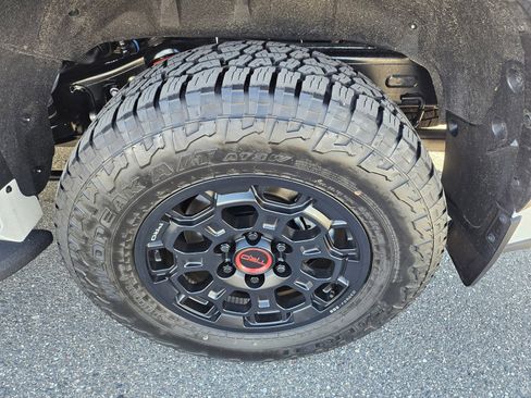 Used 2025 Toyota Sequoia TRD Pro AWD/4WD image 17