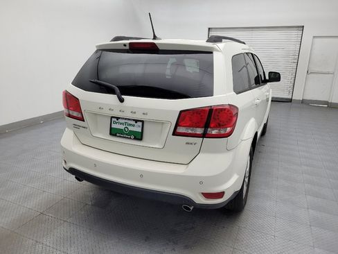 Used 2017 Dodge Journey SXT w/ Comfort/Convenience Group image 7