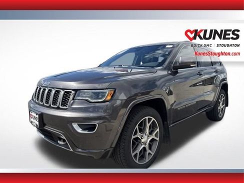 Used 2018 Jeep Grand Cherokee Limited AWD/4WD image 4