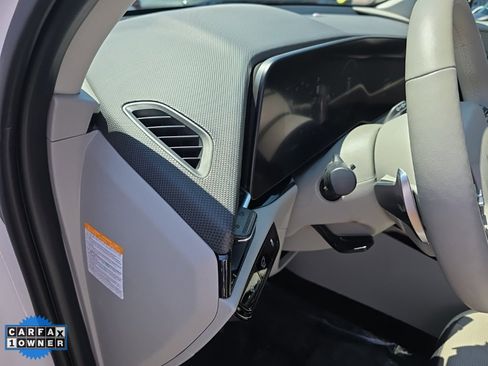 Used 2023 Kia Niro Wave image 19