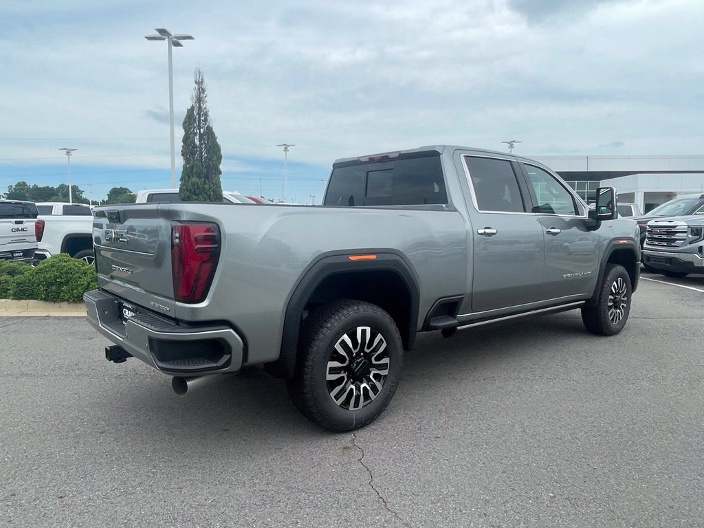 Used 2026 GMC Sierra 2500 Denali Ultimate AWD/4WD image 7
