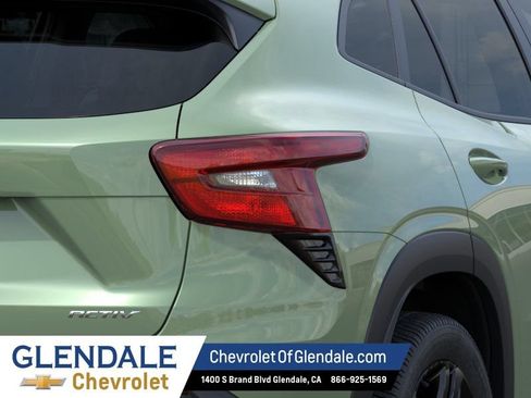 New 2026 Chevrolet Trax ACTIV w/ Driver Confidence Package FWD image 11