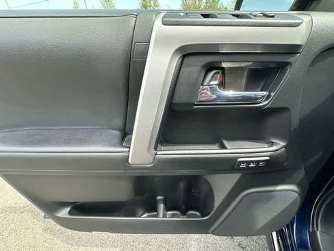Used 2023 Toyota 4Runner Limited AWD/4WD image 19