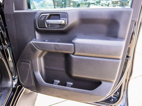 Used 2021 Chevrolet Silverado 1500 Custom Trail Boss w/ LPO, Dark Essentials Package image 15