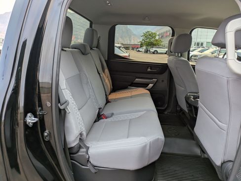 Used 2023 Toyota Tundra SR5 w/ SR5 Convenience Package AWD/4WD image 31
