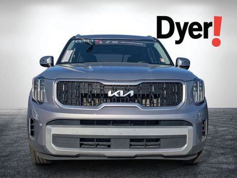 Certified 2024 Kia Telluride EX w/ EX Captain's Chair Package FWD image 6