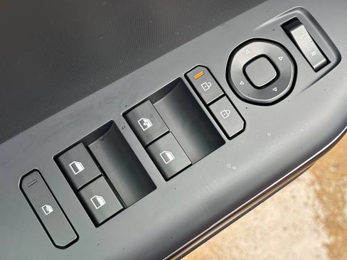 New 2026 Kia K4 FWD image 17