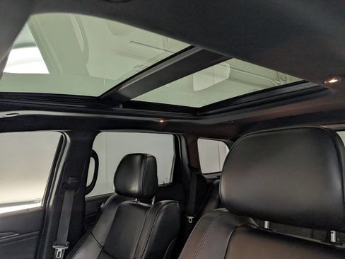 Used 2019 Jeep Grand Cherokee High Altitude AWD/4WD image 14