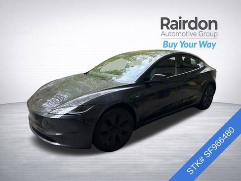 Used 2025 Tesla Model 3 Long Range image 3