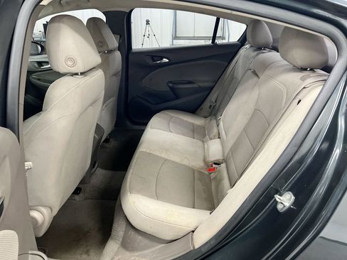 Used 2018 Chevrolet Cruze LT FWD image 22