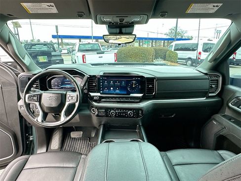 Used 2025 Chevrolet Silverado 2500 LTZ w/ Trail Boss Package image 3