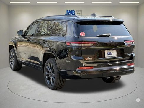 New 2026 Jeep Grand Cherokee L Limited AWD/4WD image 8
