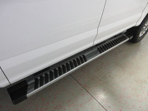 Used 2018 Ford F250 XLT w/ XLT Premium Package image 18