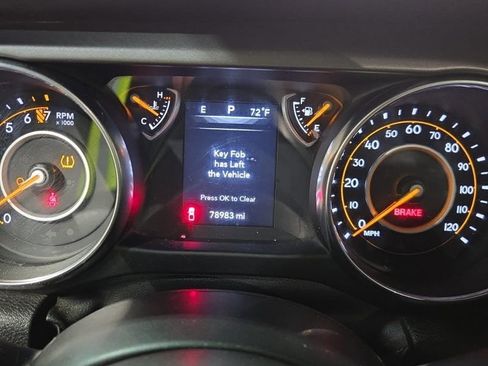 Used 2023 Jeep Gladiator Sport w/ Trailer Tow Package image 7