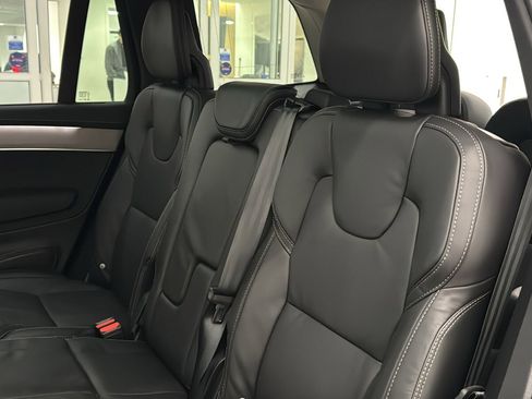 New 2026 Volvo XC90 T8 Ultra w/ Protection Package Premier image 26