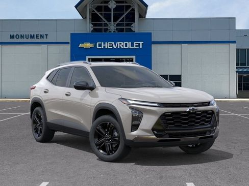 New 2026 Chevrolet Trax ACTIV w/ Sunroof Package FWD image 7